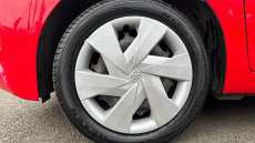 Toyota Aygo 1.0 VVT-i X-Play 5dr Petrol Hatchback